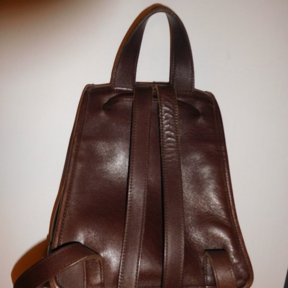 COACH Vintage 9960 Dark Brown Leather Dayback/Backpack—A8I-9960 - Picture 2 of 10